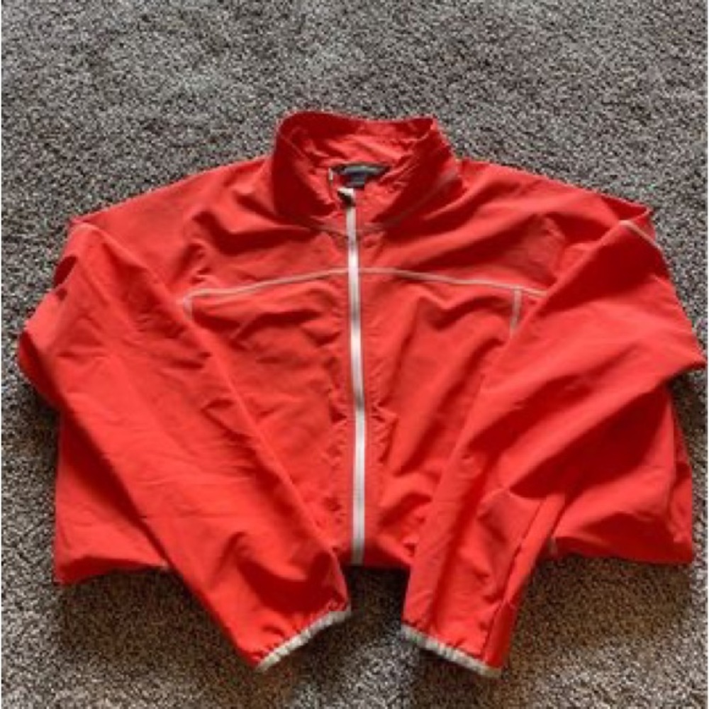 Lightweight raincoat